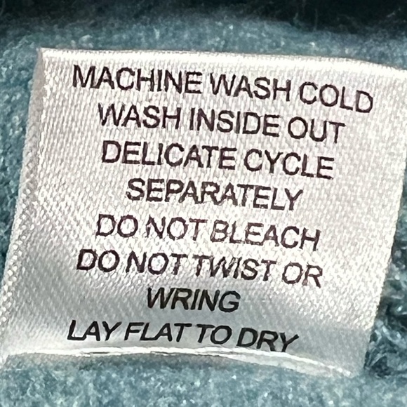 Witty Fox Young Contemporary Cropped Strappy Tank Sweater Size XL - Picture 6 of 7